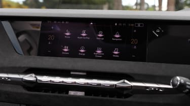 DS 4 - infotainment